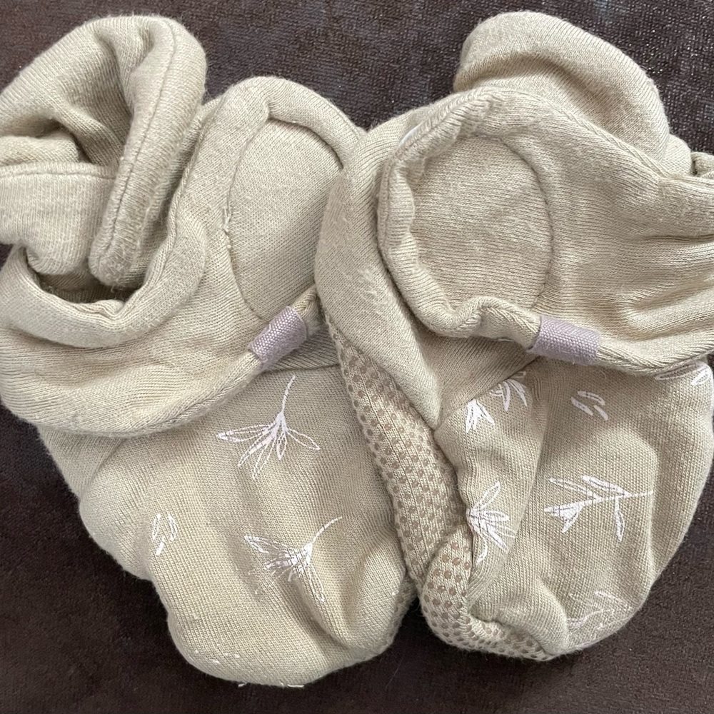 COPY - Goumi Kids booties